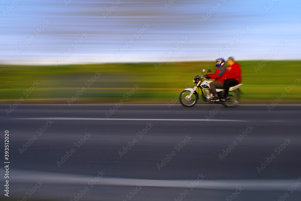 moto motocicleta ruta rapido furioso congelar movimiento ciclomotor motociclo gente vehiculo moto motocicleta ruta rapido furioso congelar movimiento ciclomotor motociclo gente vehiculo