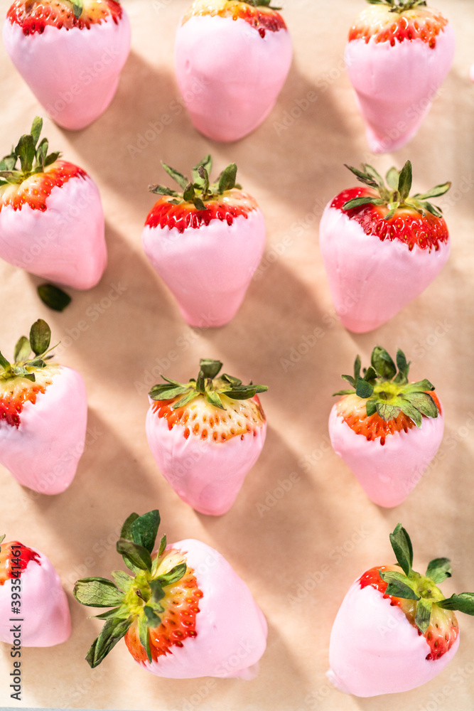Chocolate dipped strawberries Chocolate dipped strawberries