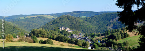 Blick zur Burg Lauenstein in Thüringen bei Ludwigstadt