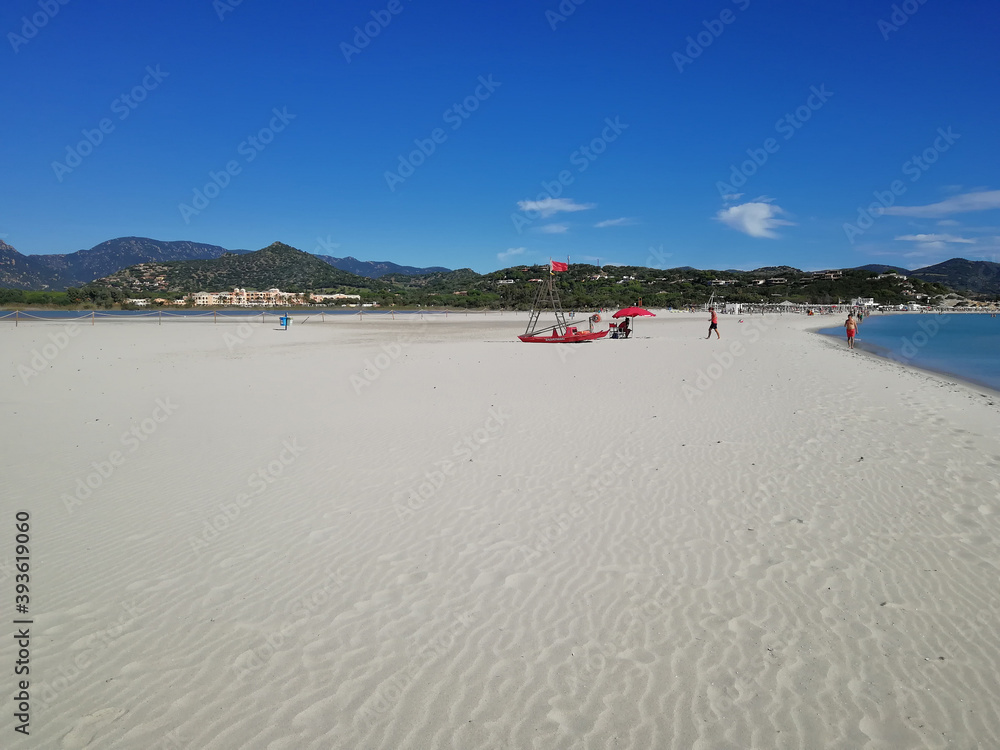 Snow-white beaches on the island of Sardinia
