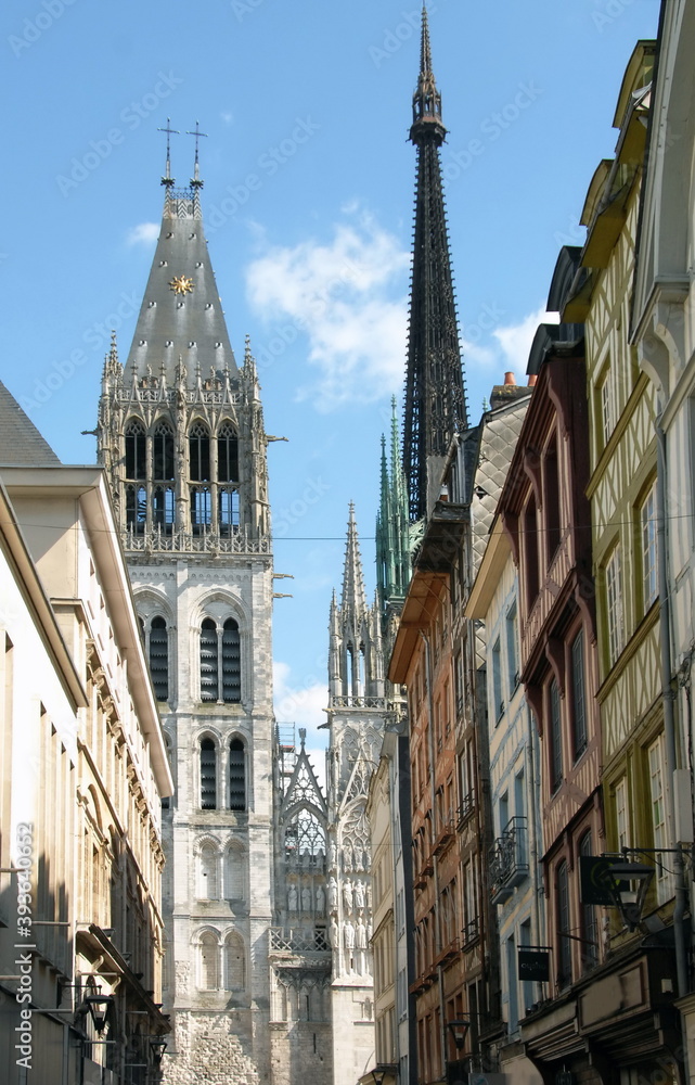 Ville de Rouen, clochers de la cathédrale Notre-Dame de Rouen, département de Seine-Maritime, France