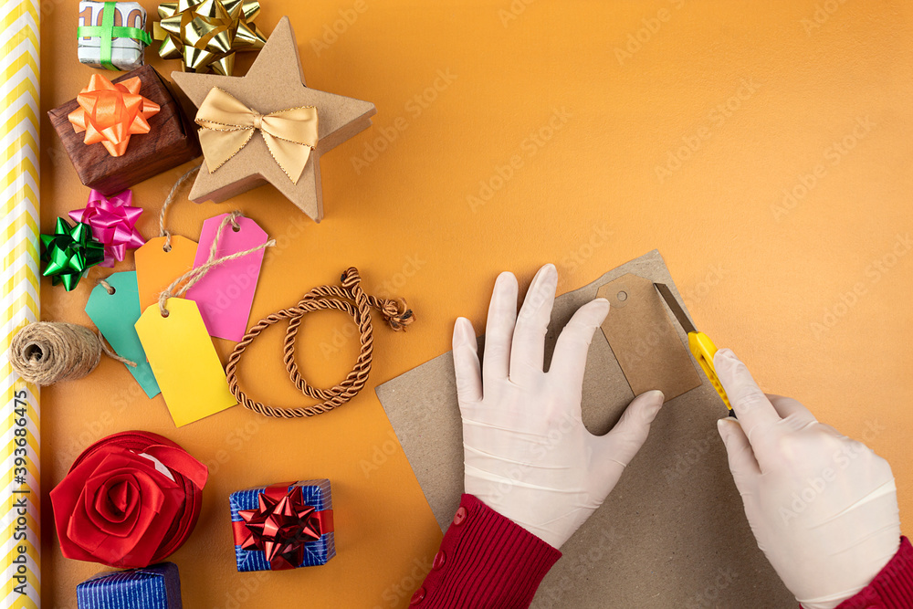 Fototapeta premium Gift boxes and wrapping paper on the table