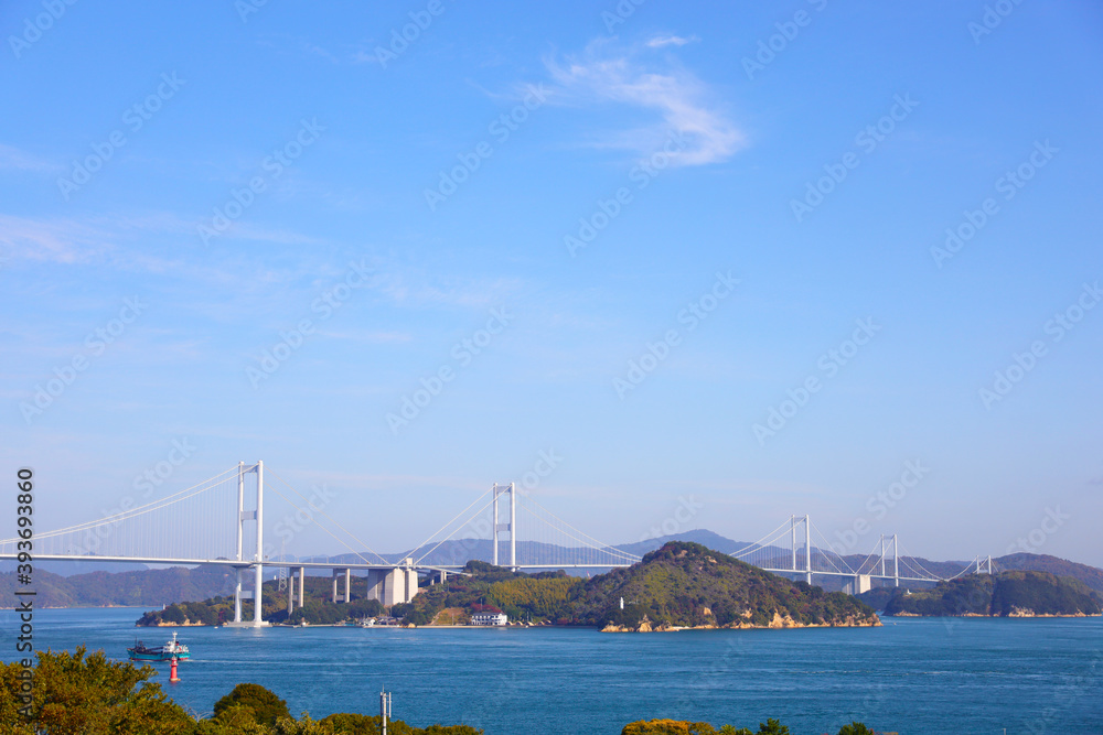 Naklejka premium 海にかかる橋