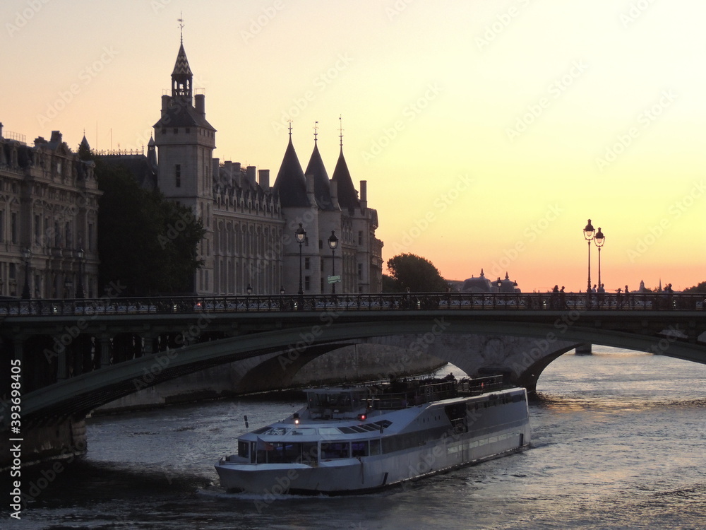 Sunset at the Seine 