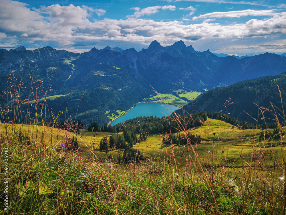 Obraz premium lake in the mountains