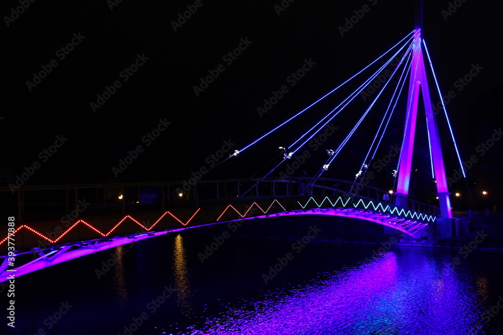 Obraz premium bridge at night