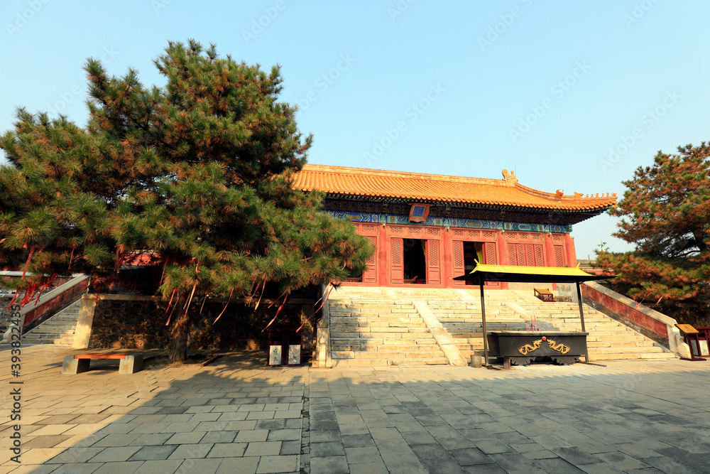 Fototapeta premium Architectural landscape of ancient temples in China