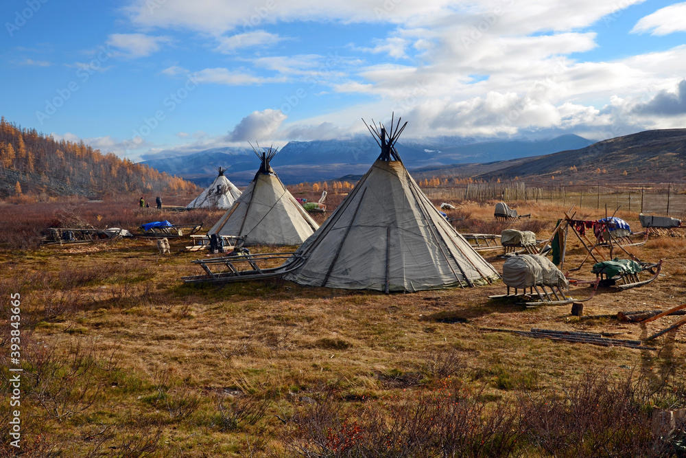 Camp of khanty reindeer herders in Malaya Paypudyna river valley. Yamalo-Nenets Autonomous Okrug (Yamal), Russia.
