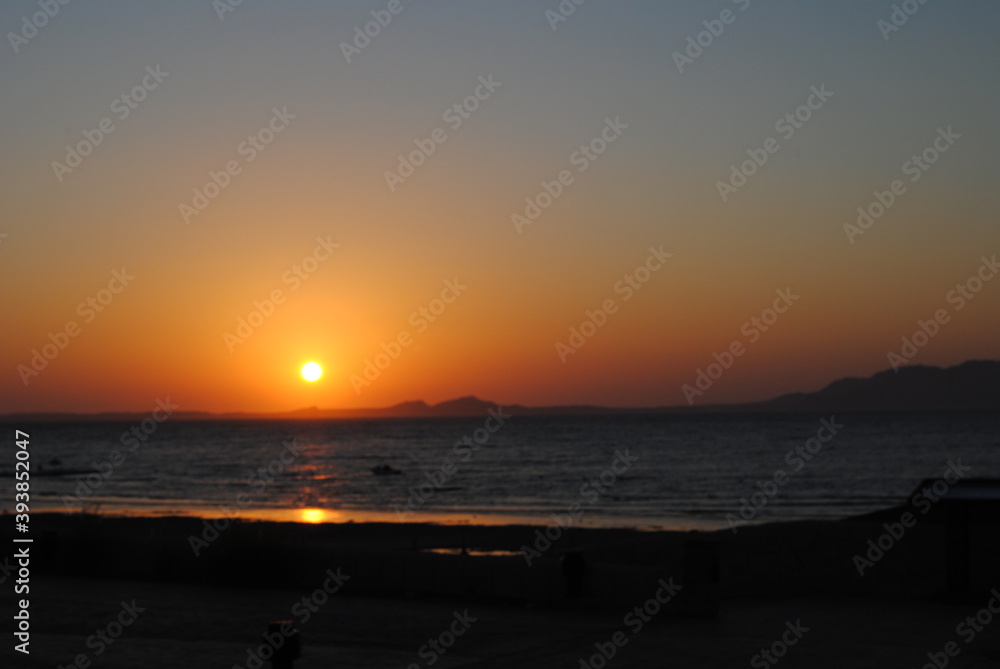 Obraz premium sunset at the beach