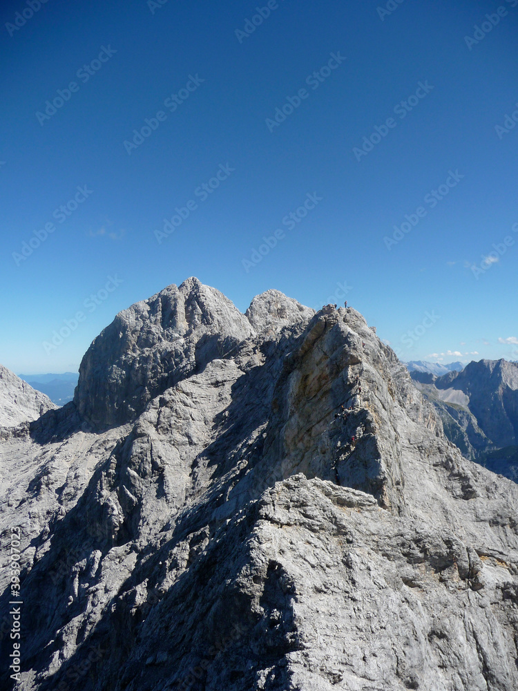 Obraz premium Mountain panorama at Jubilaumsgrat, Zugspitze mountain, Germany