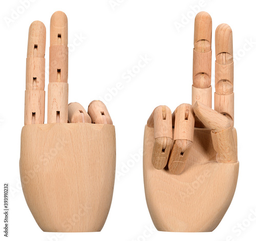 Dłoń ludzka wykonana z drewna na białym tle. Palce z możliwością zginania. photo