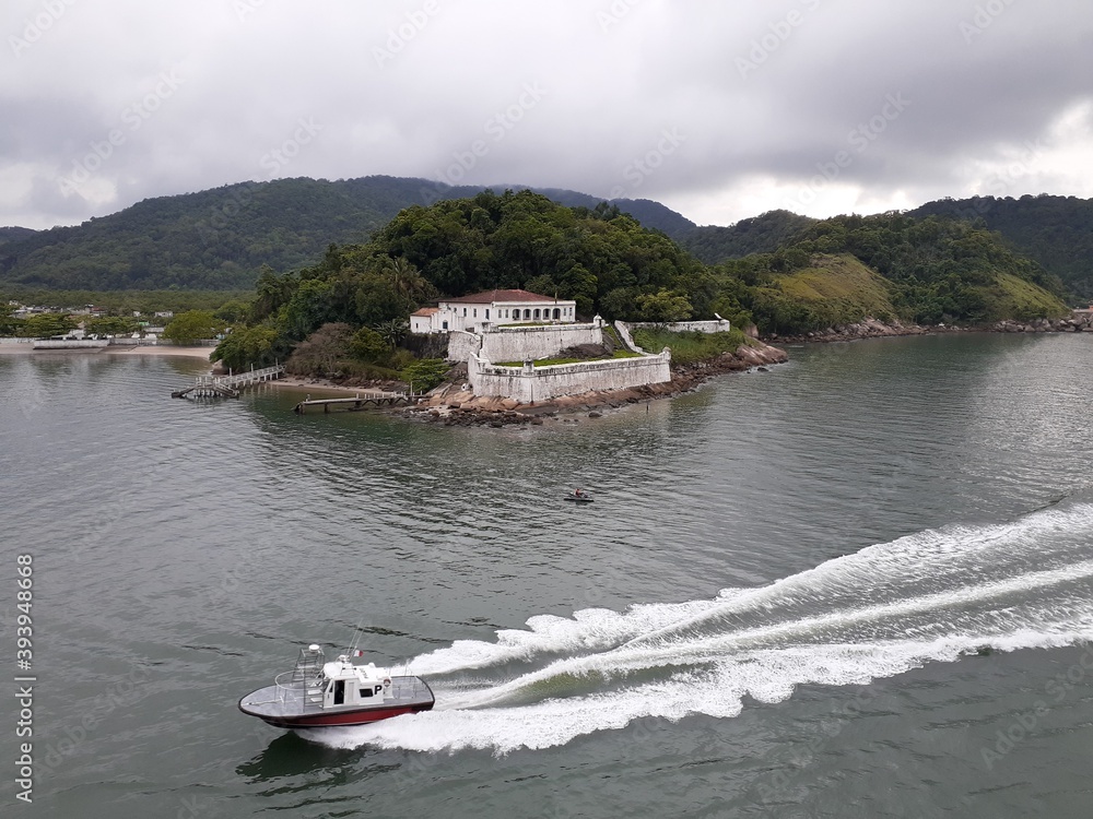 Obraz premium boat on the lake
