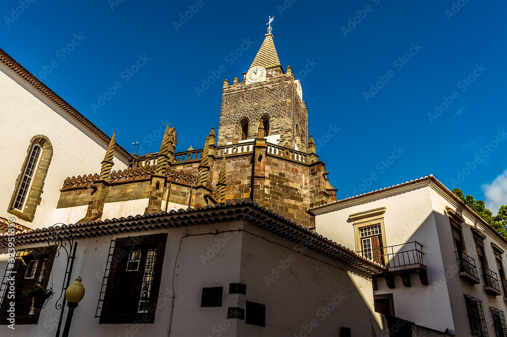 Fototapeta premium A view of the cathedral in Funchal, Madeira
