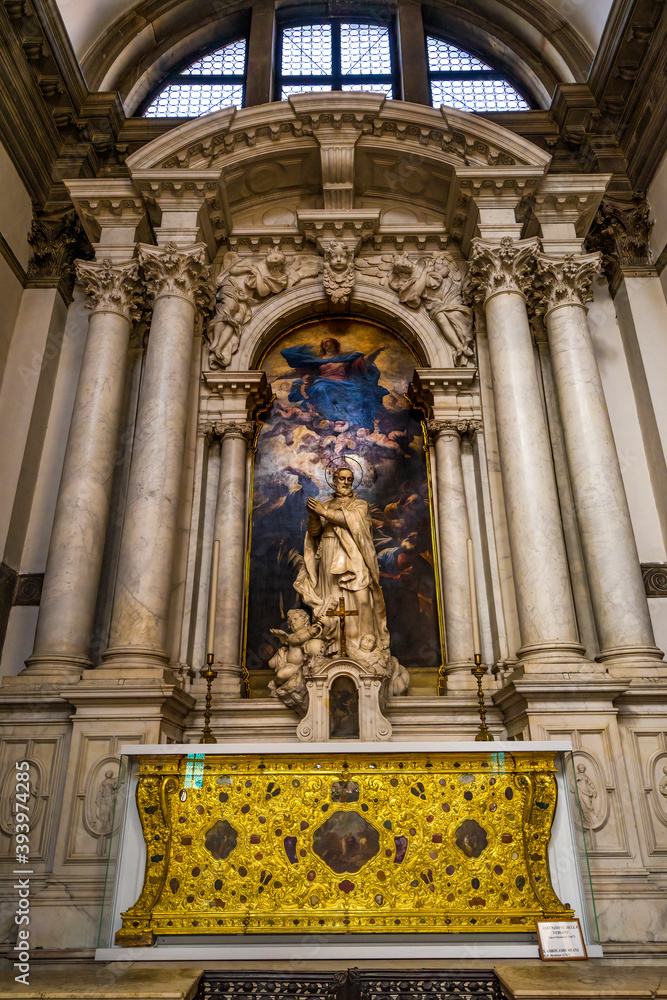Fototapeta premium Golden Altar Santa Maria della Salute Church Basilica Venice Italy