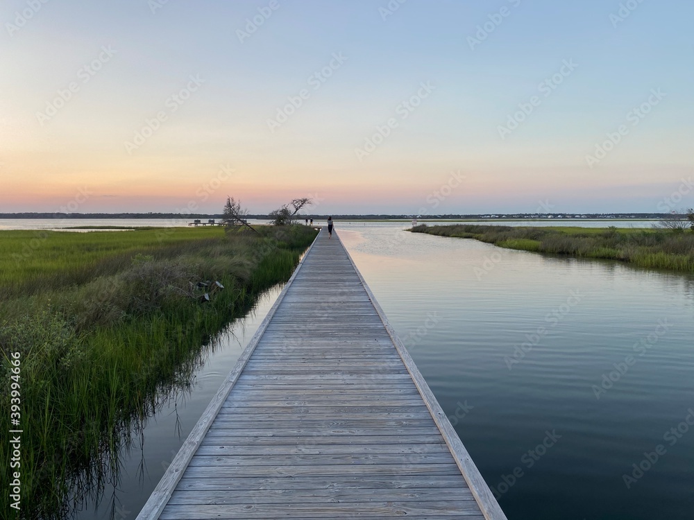 Fototapeta premium pier on the lake