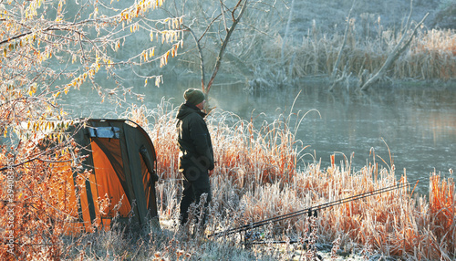 winter carp fishing on the lake