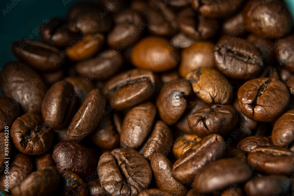Details of brown coffee beans to be able to have a coffee breakfast Details of brown coffee beans to be able to have a coffee breakfast
