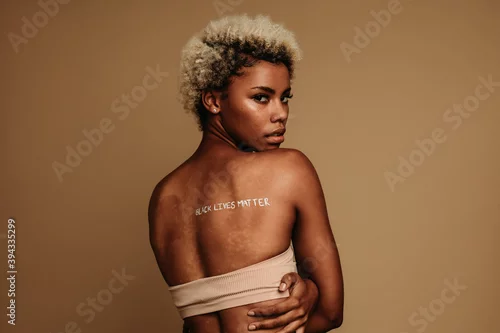 Obraz African american woman protesting against racism