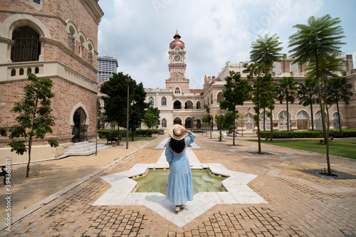 Canvas Print Tourist is sightseeing at The Sultan Abdul Samad building is located in front of the Merdeka Square in Jalan Raja,Kuala Lumpur Malaysia