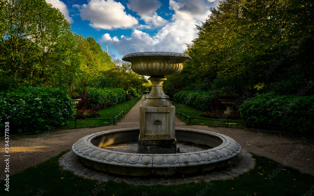 fountain in the park