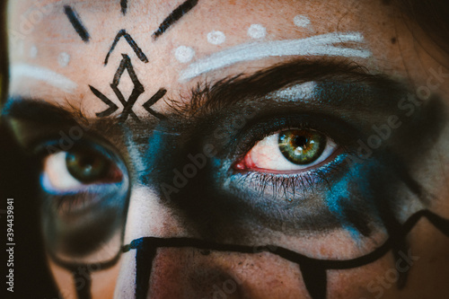 ojos de vikinga