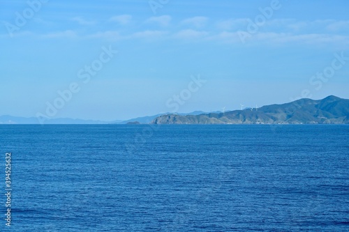 津軽海峡の船上から見る龍飛岬の情景＠青森県 © Scott Mirror