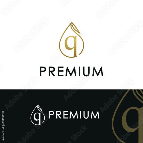 Elegant luxury initial q letter for cosmetic, make up, hotel, boutique business logo concept with golden line art liquid or water drop icon