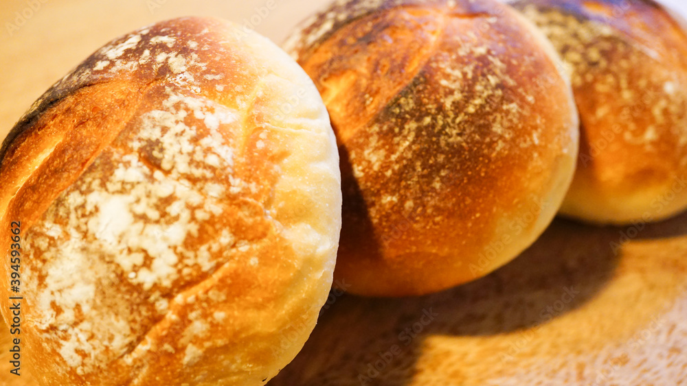 焼き立ての手作りパン