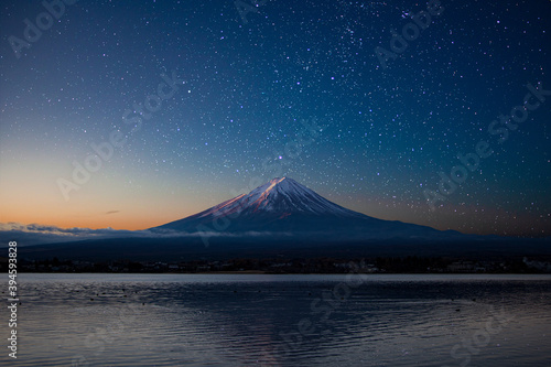 富士山と星空