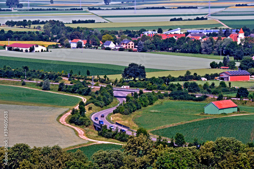 Campo cultivado em area rural. Nordlingen. Alemanha. Europa