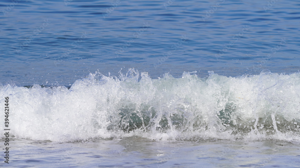 Fototapeta premium waves on the ocean beach