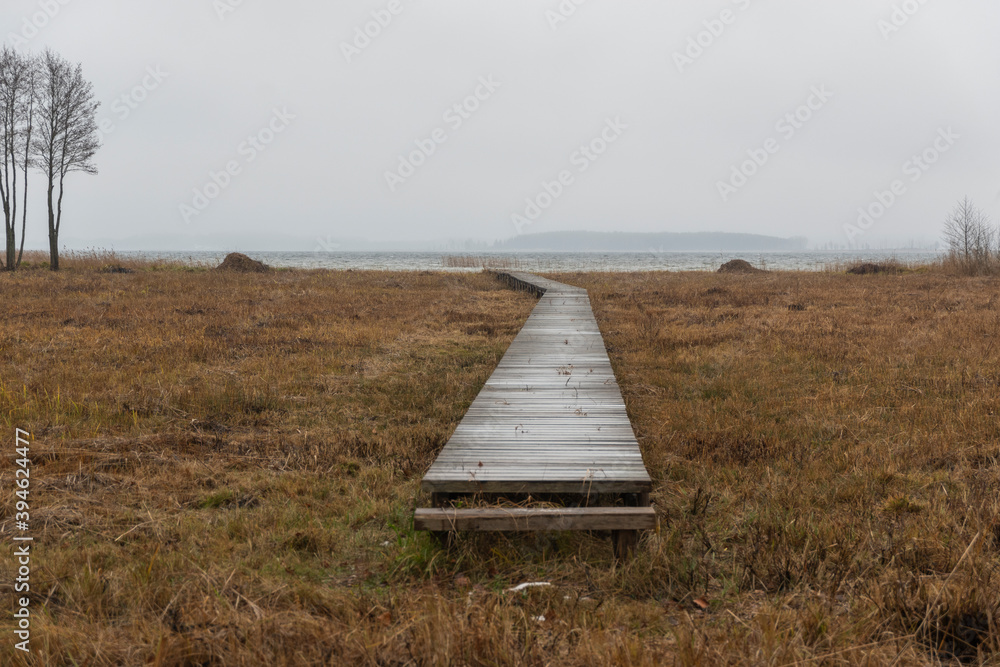 Fototapeta premium pier on the lake.