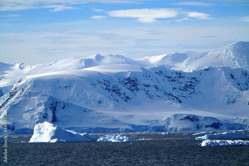 custom made wallpaper toronto digitalThe foreground is a deep blue sea. The iceberg is in the middle of the scene. Blue sky and white clouds are the best background.
