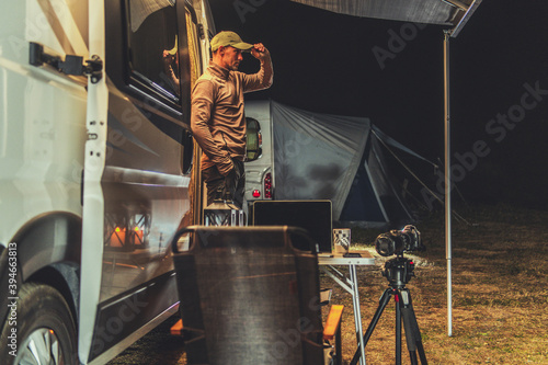 Фототапет RV Park Camping Location Photography Job