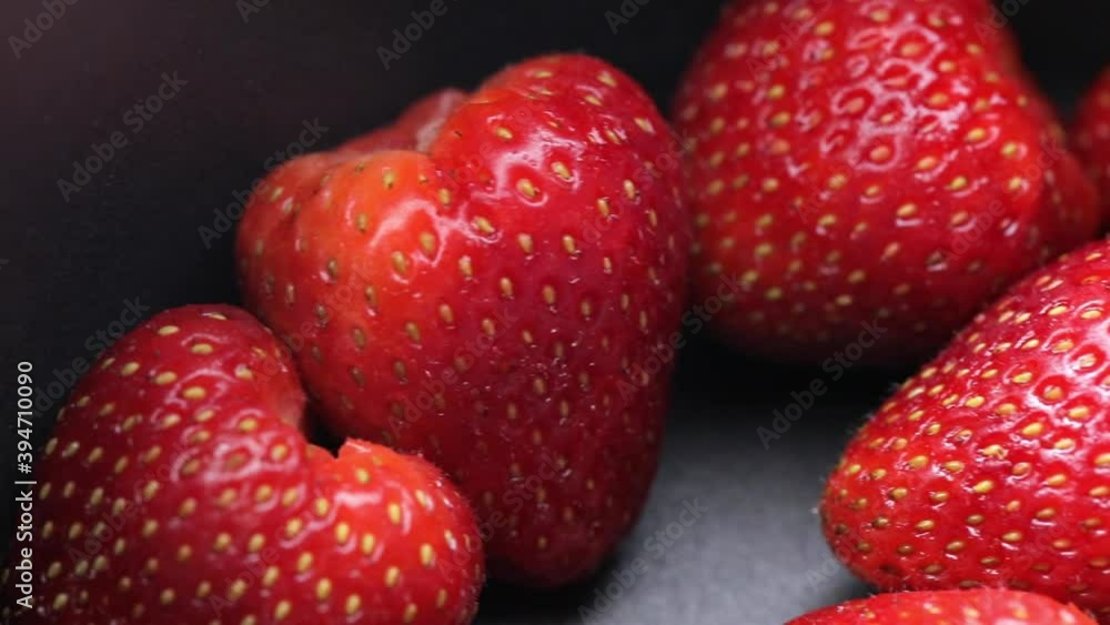 Preparation of strawberry jam Preparation of strawberry jam