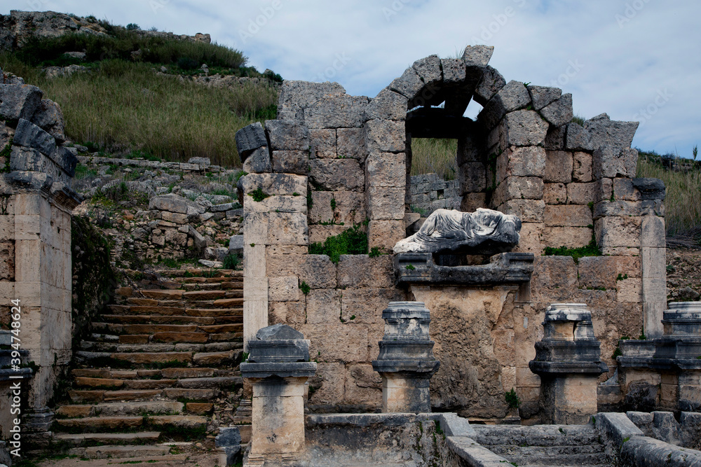 Naklejka premium Ruins of Perge fortress (Antalya)