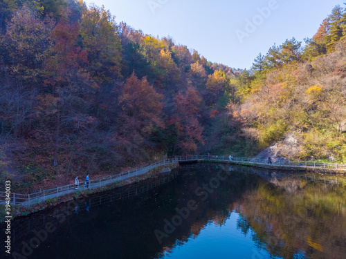 Late  autumn  scenery  of  Qingliangzhai  Scenic  Area  in  Wuhan  Hubei