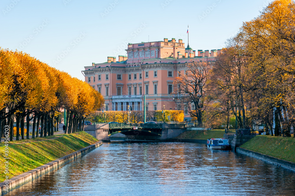 St. Michael's Castle (Mikhailovsky Castle or Engineers' Castle) and Lebyazhya Kanavka (canal) in autumn, Saint Petersburg, Russia