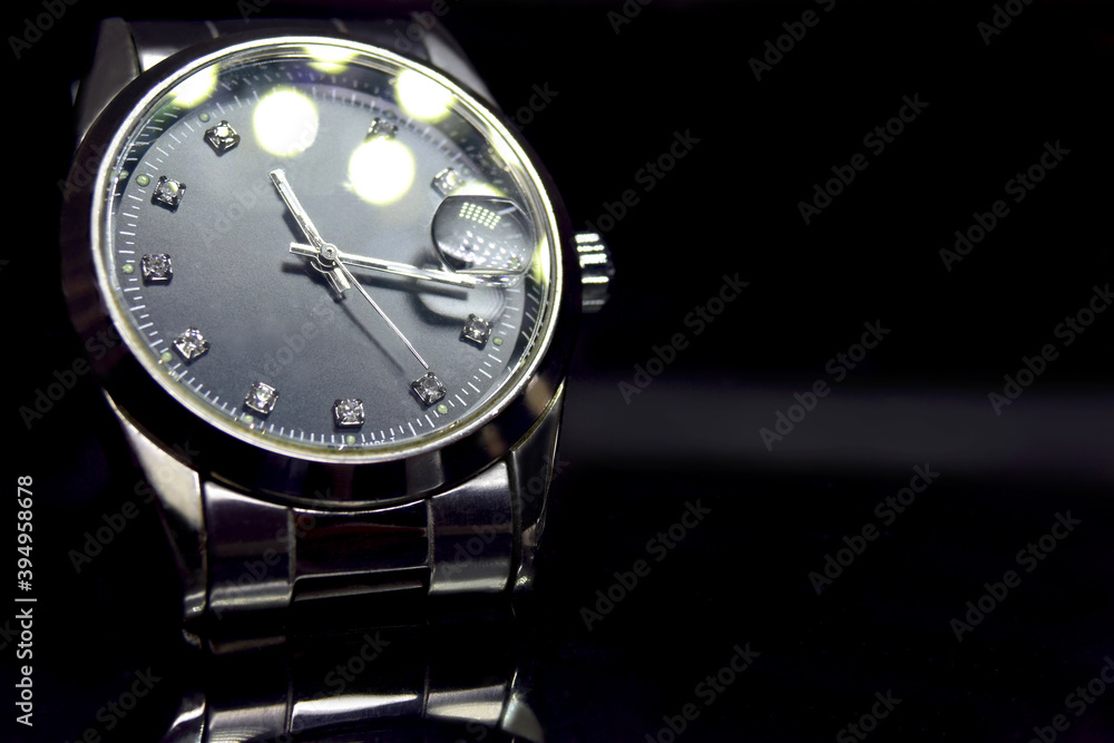 Luxury watches Is a watch that has been collected for a long time. There are many, antiques that are rare and expensive Luxury watches Is a watch that has been collected for a long time. There are many, antiques that are rare and expensive