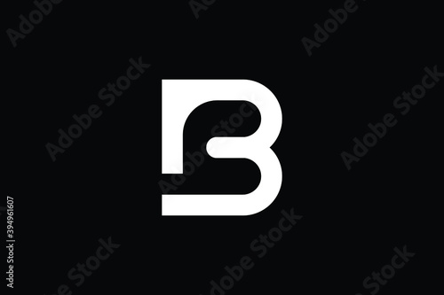 CB logo letter design on luxury background. BC logo monogram initials letter concept. CB icon logo design. BC elegant and Professional letter icon design on black background. B C CB BC