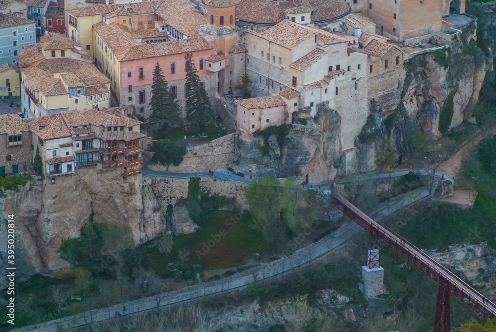 casco antiguo de cuenca, casas colgadas u hos del huecar