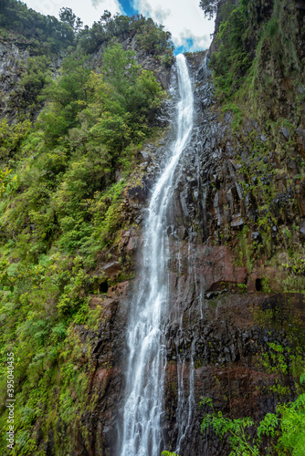 Risco forest waterfall © Yury Zap
