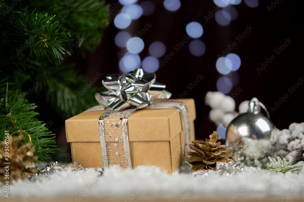 gift, gift box, glit, card,  christmas, color, december, decor, decoration, decorative, design, festive, fir, garland, background, banner, blurred background,celebrate, celebration, bokeh, box, bright