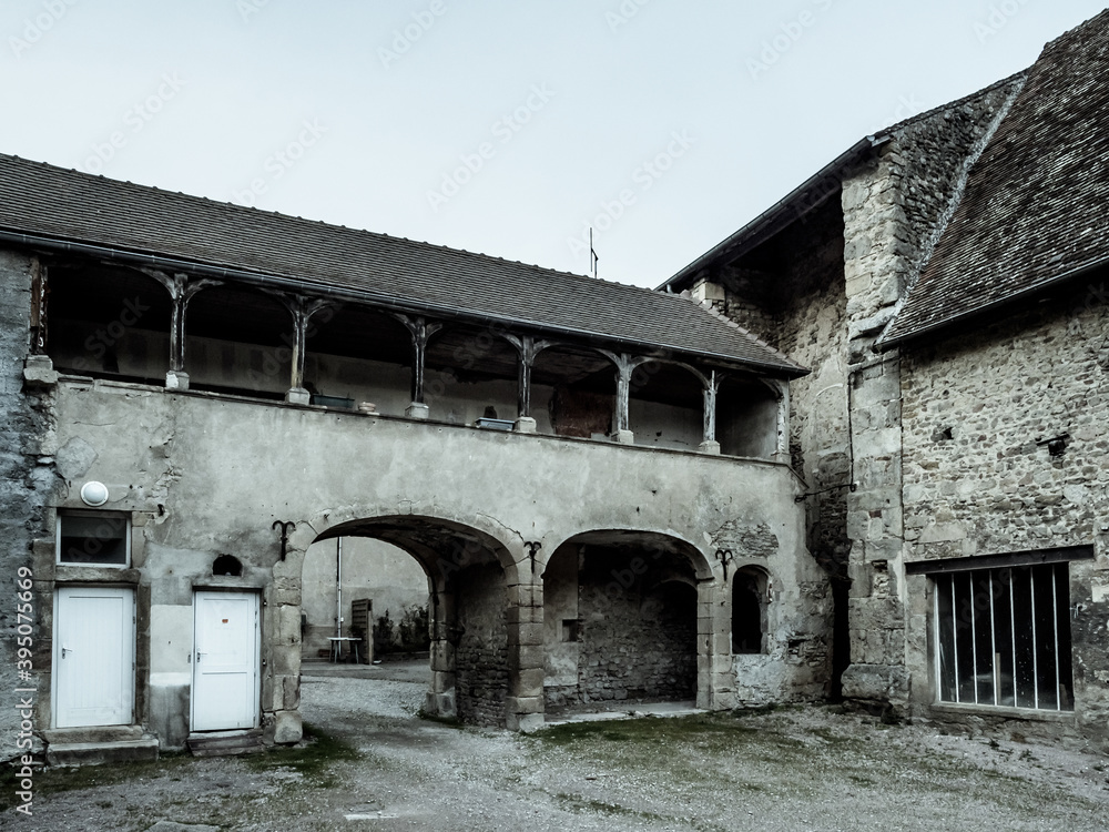 Fototapeta premium Old streets and medieval castles of a small Burgundy town