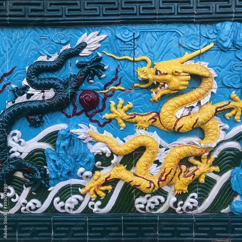 Obraz premium chinese dragon statue