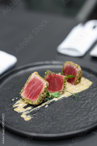 Seared Tuna with Pistachio Crust