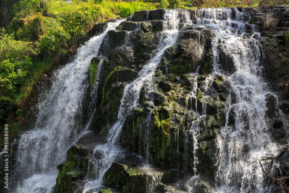 Fototapeta premium Beautiful Owharoa Falls, a 