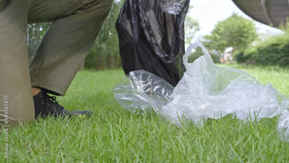 Volunteer citizens collect plastic waste on the streets, helping to keep our planet clean.4K Resolution.
Volunteer citizens collect plastic waste on the streets, helping to keep our planet clean.4K Resolution.