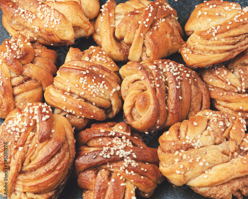 Fotografia Traditional Swedish cinnamon buns