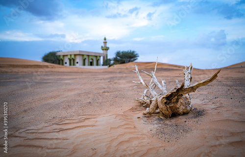 Verlassenes Gebäude in der Wüste von Abu Dhabi